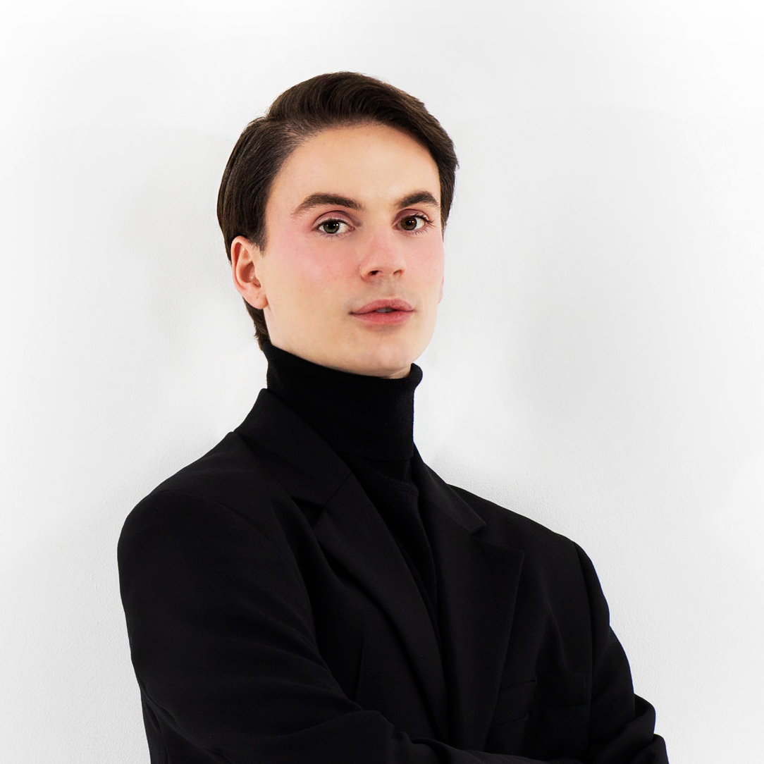 lorenzo-headshot